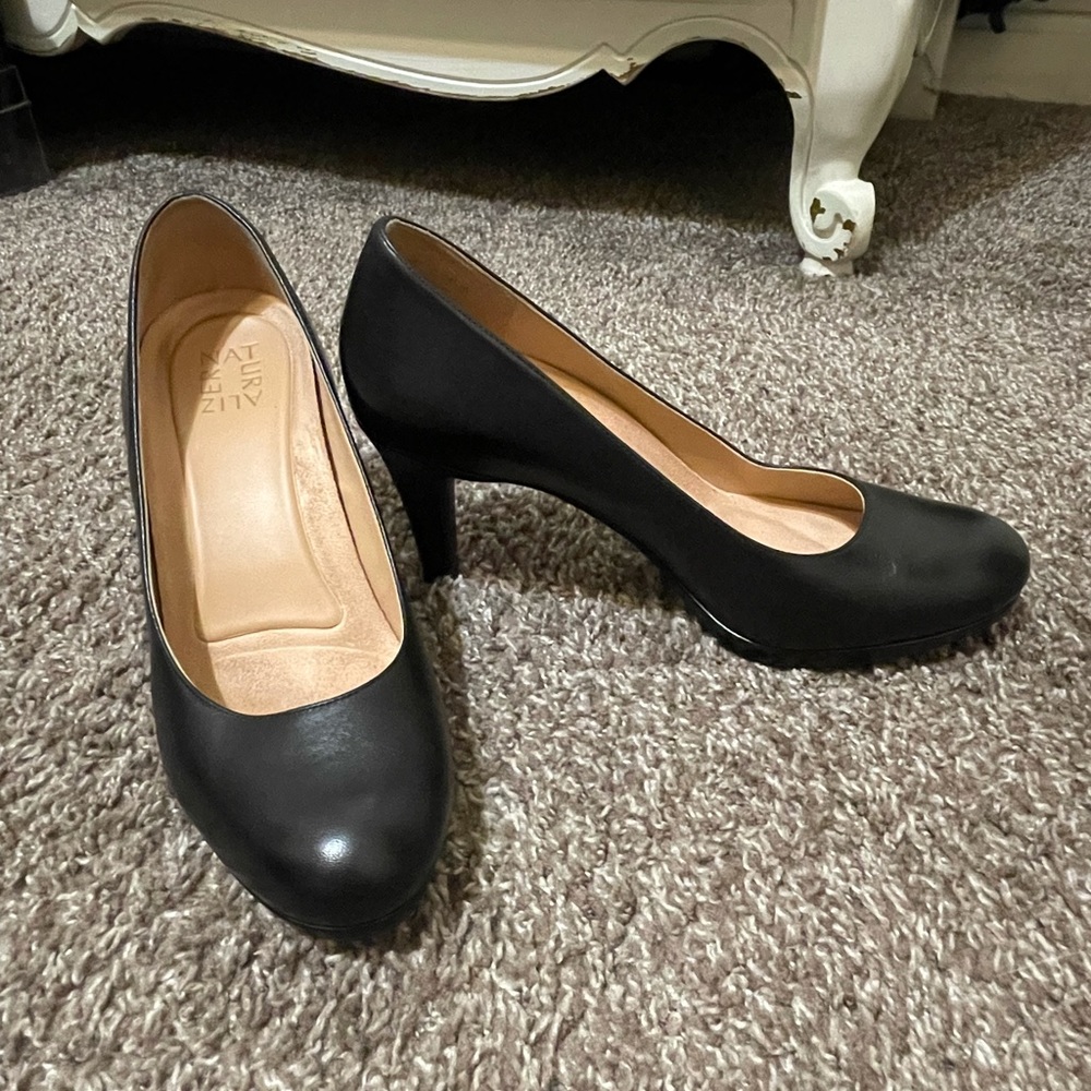 Naturalizer heels, perfect for work